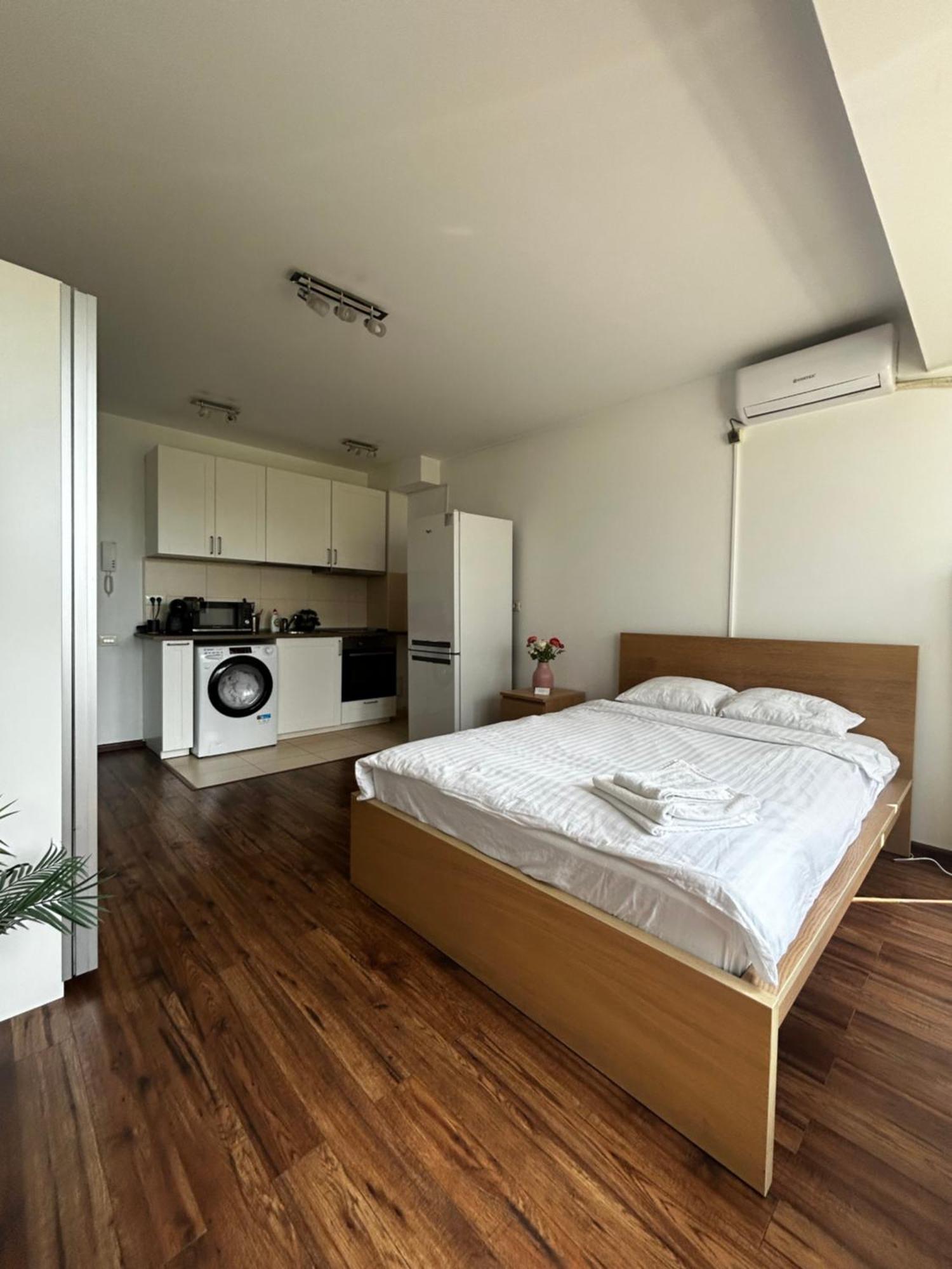 Cozy Apartment With Self Check-In Near Promenada Mall And Verdi Park Bukurešť Exteriér fotografie