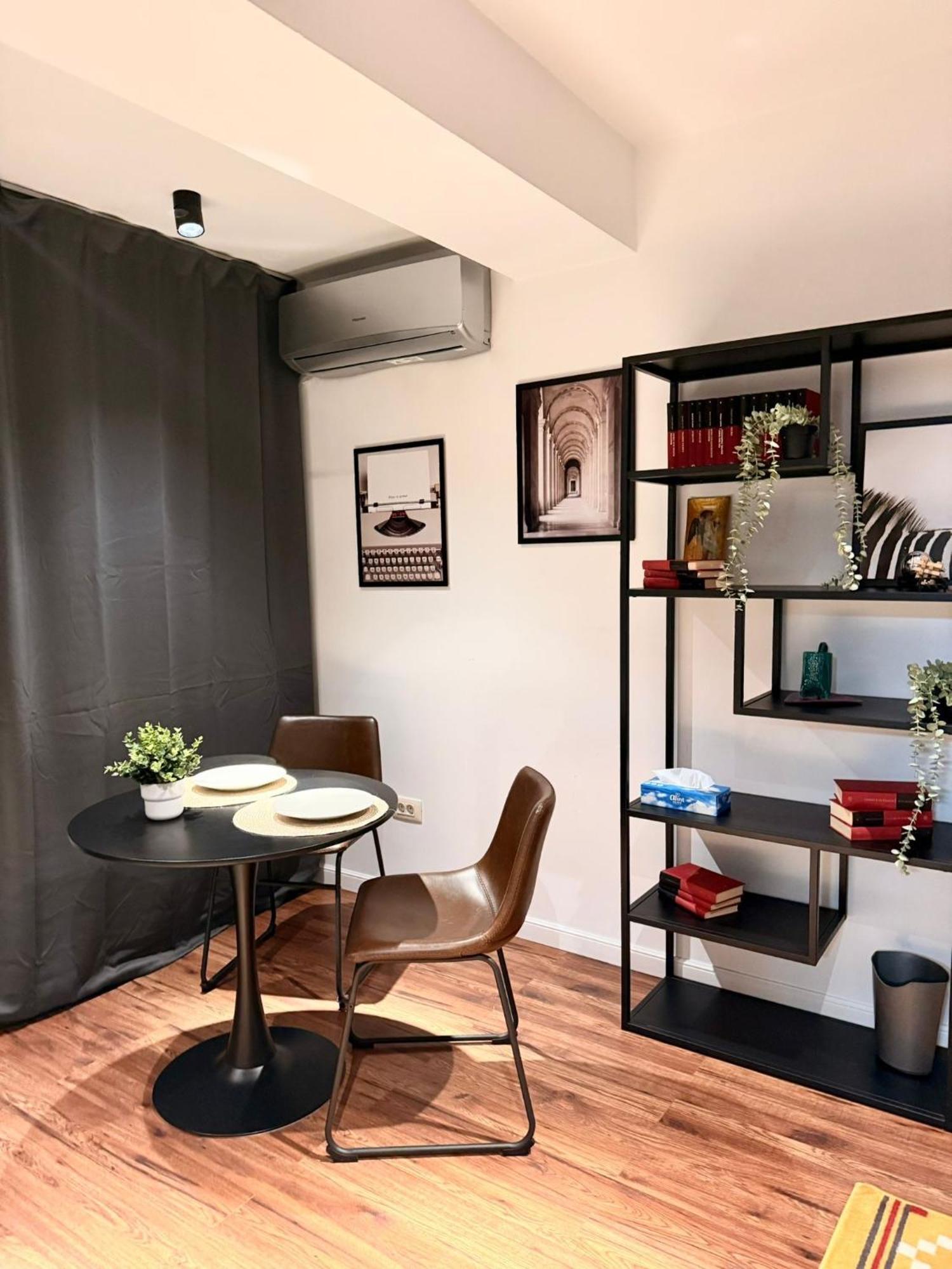 Cozy Apartment With Self Check-In Near Promenada Mall And Verdi Park Bukurešť Exteriér fotografie